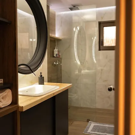 εμμέλεια كاربينيسي